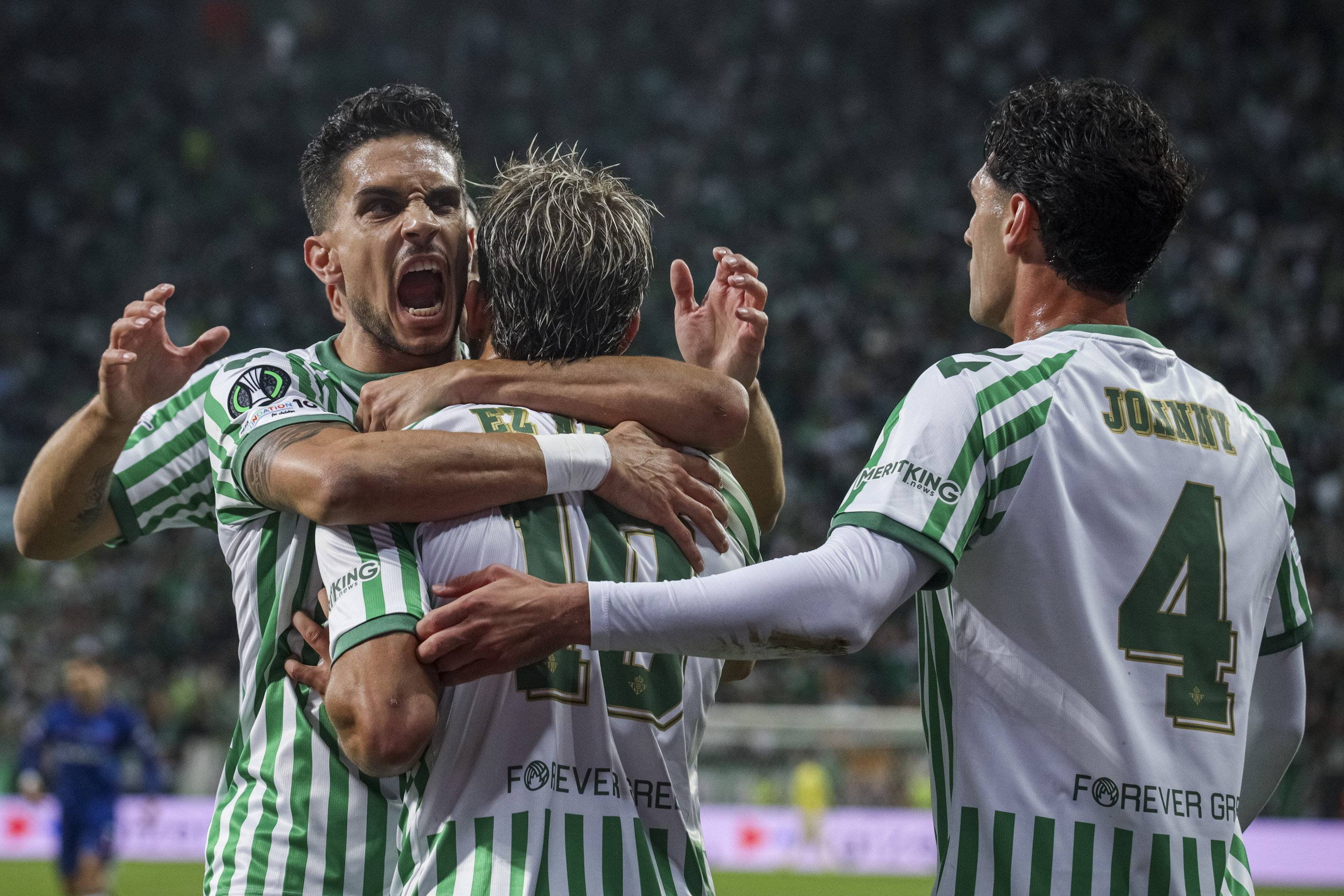 包含切尔西击败皇家马德里，一路走来无往不胜的词条