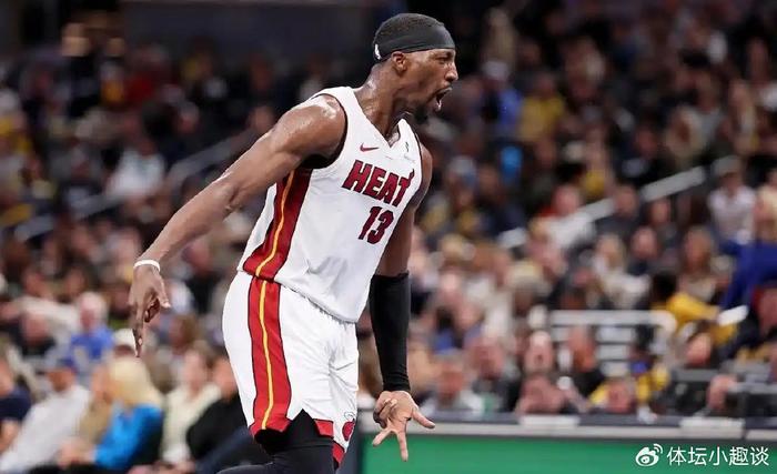 热火球员在比赛中上演绝杀场面感动球迷