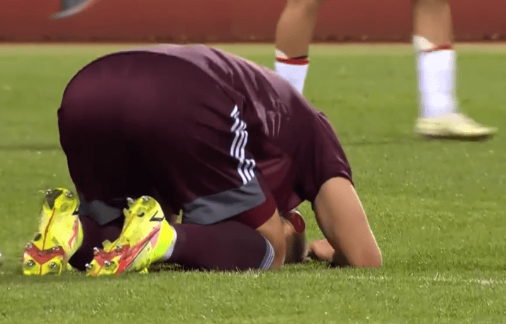 包含亚眠客场遭遇失利，被对手逆转的词条