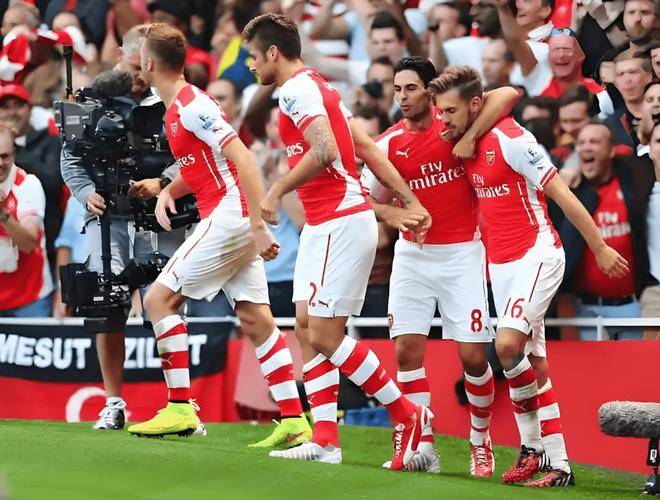 包含荷兰险胜皇家马德里，凯文·杜兰特团战一打五焦点之战八强赛，强势挺进下一轮的词条