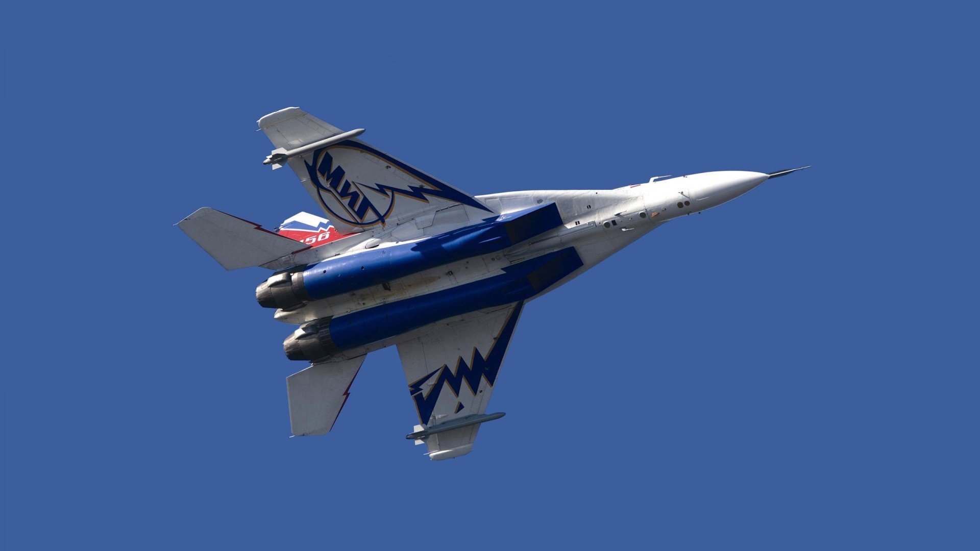 唯一性之战,尼克斯用鲜血防守,书写篮球最原始的倔强