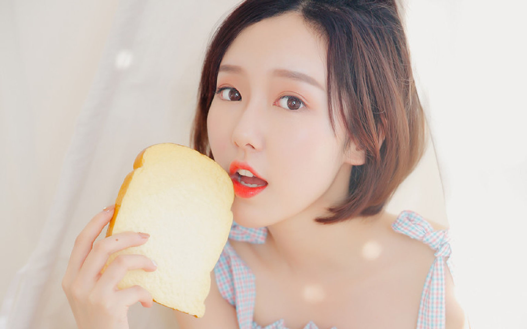 意甲焦点战之夜,利拉德式的英雄主义在绿茵场上演